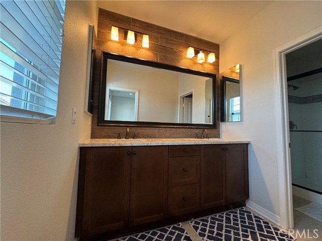 Detail Gallery Image 11 of 25 For 1681 Acacia St #B,  Alhambra,  CA 91801 - 3 Beds | 2/1 Baths
