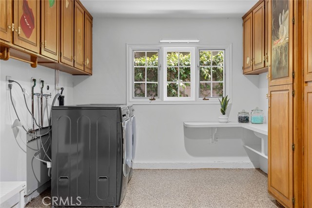 Detail Gallery Image 28 of 43 For 16842 Harkness, Huntington Beach,  CA 92649 - 4 Beds | 2/1 Baths