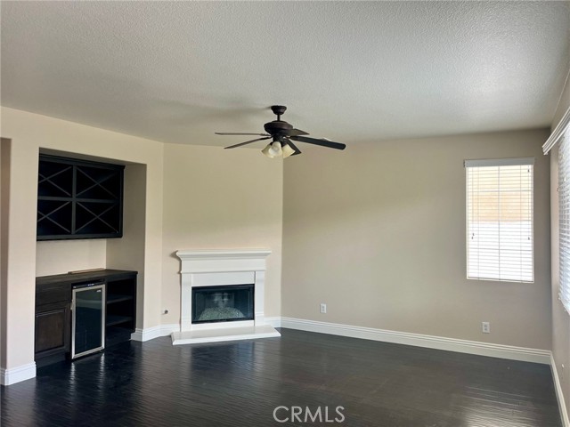 28349 Bruning Street, Murrieta CA: https://media.crmls.org/medias/e4a03fd4-6047-4dc9-a6ab-fd76c66f9df1.jpg