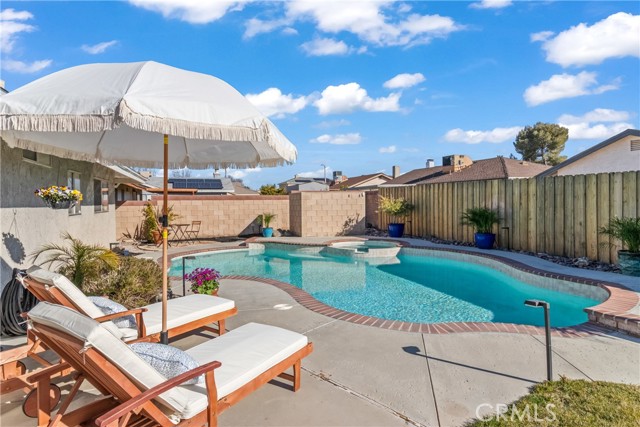 Detail Gallery Image 2 of 40 For 2116 Edam, Lancaster,  CA 93536 - 3 Beds | 2 Baths