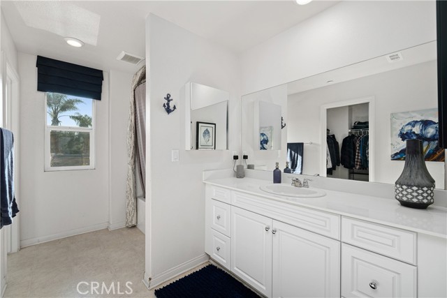 1417 Turin Lane, Los Angeles CA: https://media.crmls.org/medias/e4a0a226-7a6d-427d-a9b6-c0b232ae0f00.jpg