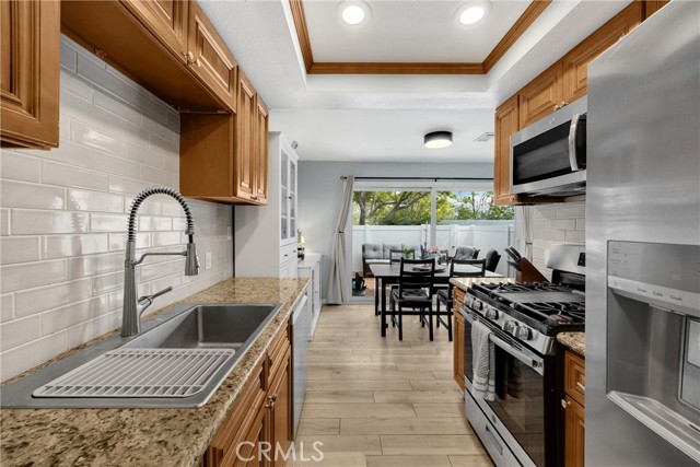 Detail Gallery Image 13 of 42 For 20276 Greenhill Lane #62,  Yorba Linda,  CA 92886 - 2 Beds | 1/1 Baths