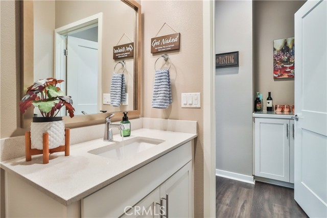 Detail Gallery Image 27 of 60 For 140 Farmhouse Dr #1,  Simi Valley,  CA 93065 - 4 Beds | 2/1 Baths