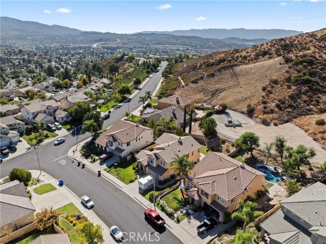 Detail Gallery Image 38 of 45 For 28311 Hawks Ridge Dr, Canyon Country,  CA 91351 - 4 Beds | 2/1 Baths