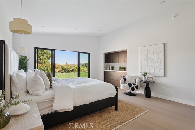 Detail Gallery Image 32 of 63 For 5960 Pat Ave, Woodland Hills,  CA 91367 - 4 Beds | 2/1 Baths
