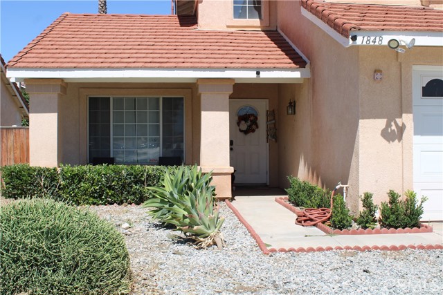 Detail Gallery Image 3 of 27 For 1848 Cascadian Way, San Jacinto,  CA 92583 - 3 Beds | 2/1 Baths