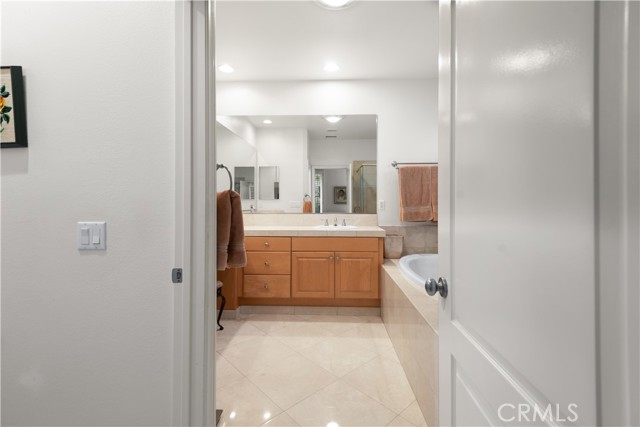 Detail Gallery Image 25 of 41 For 20769 Lugano, Porter Ranch,  CA 91326 - 3 Beds | 2 Baths