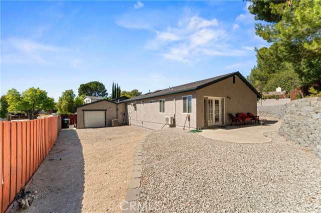 Detail Gallery Image 37 of 44 For 27932 Calypso Ln, Canyon Country,  CA 91351 - 4 Beds | 2 Baths