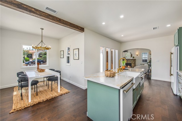 Detail Gallery Image 14 of 42 For 5140 Chesley Ave, Los Angeles,  CA 90043 - 3 Beds | 2 Baths