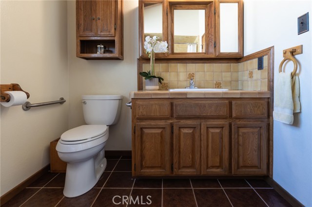 1323 Silvius Avenue, San Pedro CA: https://media.crmls.org/medias/e4a6db9d-1380-4a2b-983b-9d6335558659.jpg