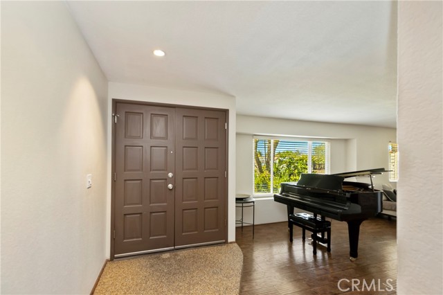 Detail Gallery Image 10 of 62 For 3067 Triple Crown Cir, Norco,  CA 92860 - 3 Beds | 2 Baths