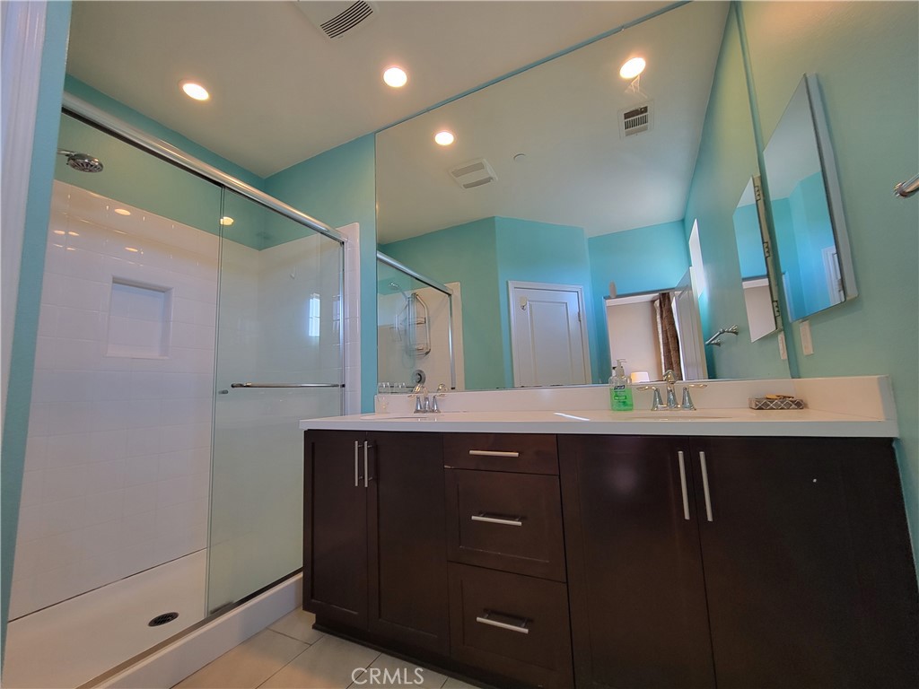 MLS #WS25234797 image #10