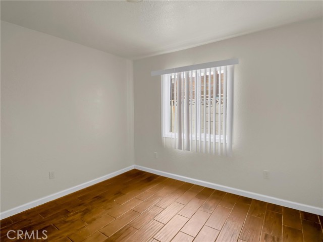 Detail Gallery Image 12 of 14 For 413 1/2 E Darlan St, Gardena,  CA 90248 - 2 Beds | 1 Baths