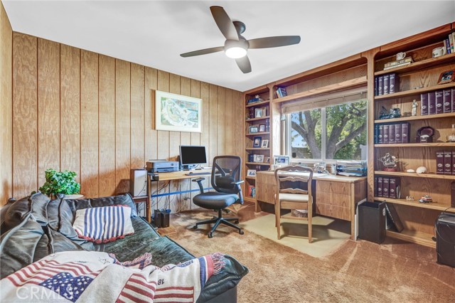 10417 Laramie Avenue, Chatsworth CA: https://media.crmls.org/medias/e4a9a9b0-da57-43f5-a25b-a1ac5b02a678.jpg