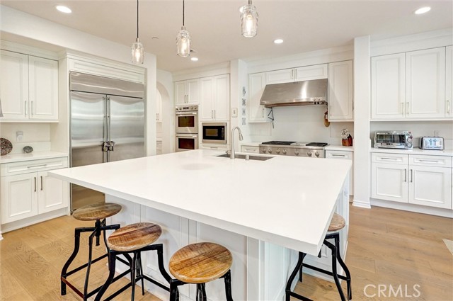 Detail Gallery Image 16 of 60 For 6845 Shadow Wood Dr, Moorpark,  CA 93021 - 5 Beds | 4/1 Baths