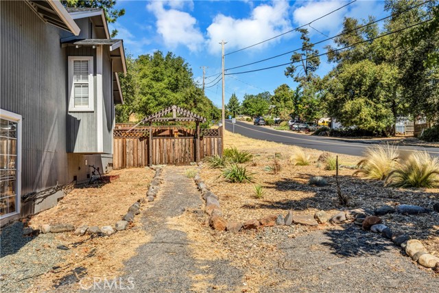 Detail Gallery Image 24 of 27 For 18217 Deer Hill Rd, Hidden Valley Lake,  CA 95467 - 3 Beds | 2 Baths