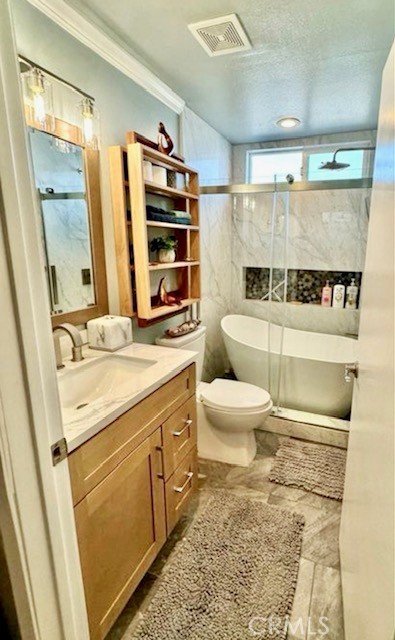 Detail Gallery Image 11 of 15 For 15 15th St #22,  Hermosa Beach,  CA 90254 - 2 Beds | 2 Baths