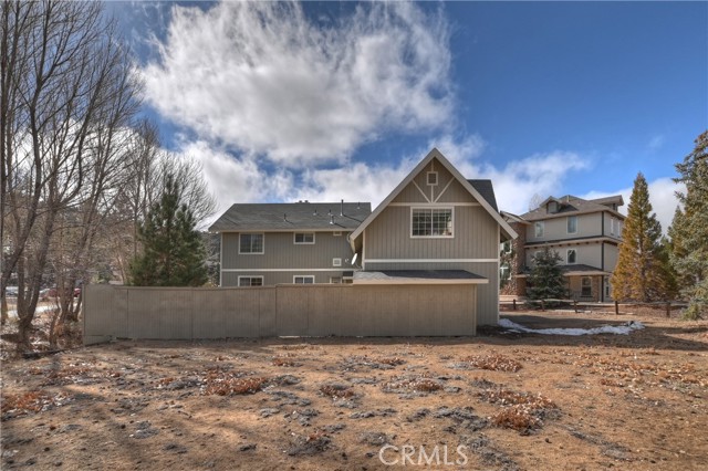 747 Boulder Bay, Big Bear Lake CA: https://media.crmls.org/medias/e4ab629a-0baa-4b0f-9c1d-8c2b97581f2c.jpg