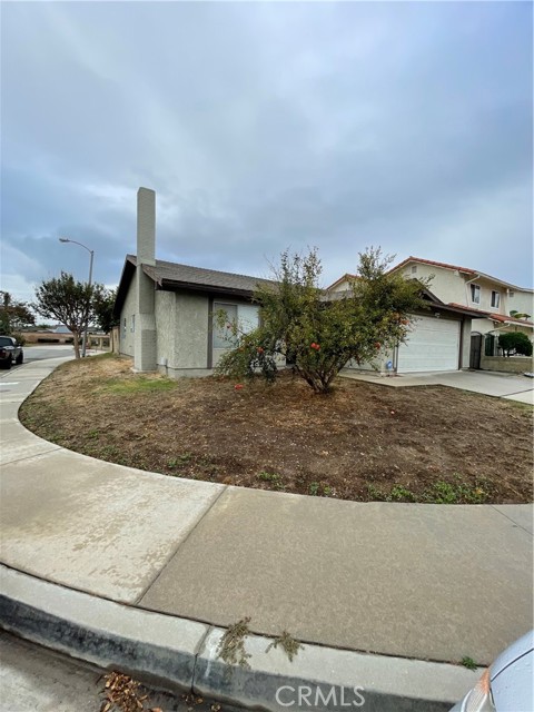 MLS# DW22208005