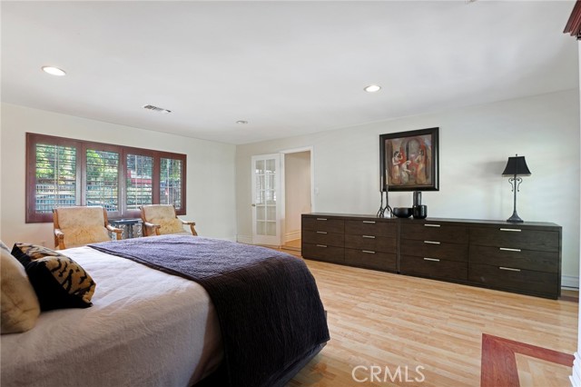 Detail Gallery Image 25 of 54 For 22015 Independencia St, Woodland Hills,  CA 91364 - 3 Beds | 2 Baths