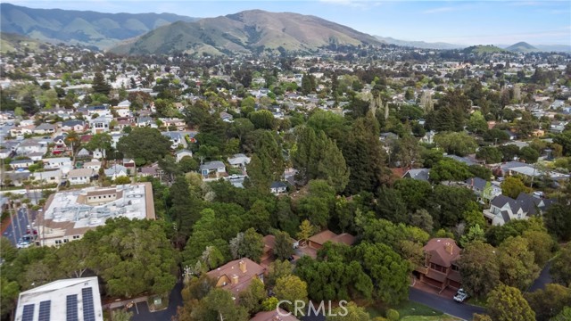 672 Serrano Drive, San Luis Obispo CA: https://media.crmls.org/medias/e4ac044c-dd77-4b57-8bb2-383d4c50bc03.jpg
