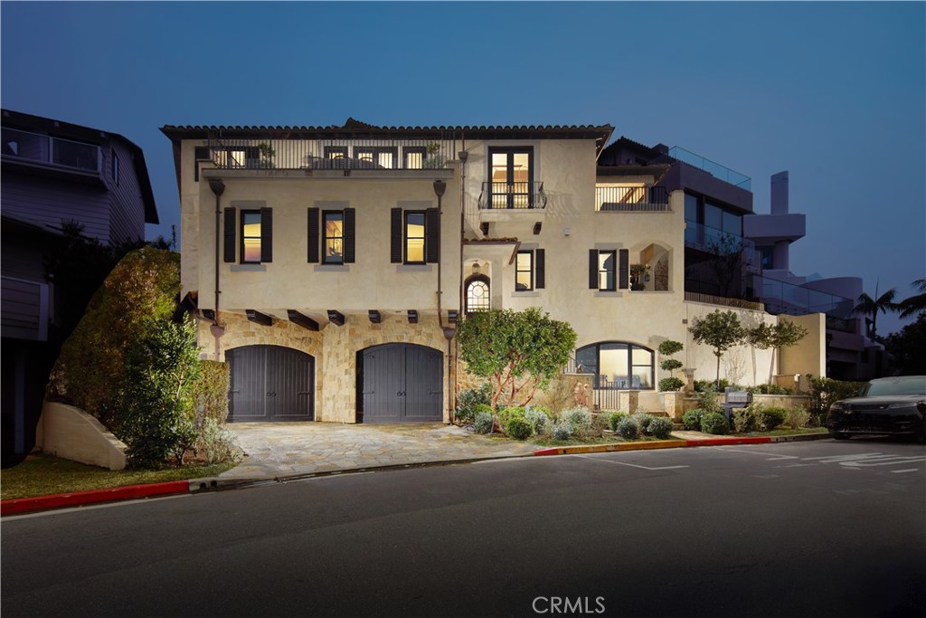 11 Emerald Bay