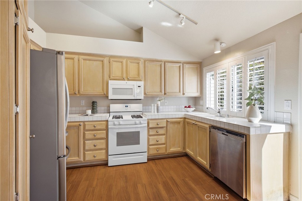 MLS #OC26140497 image #8
