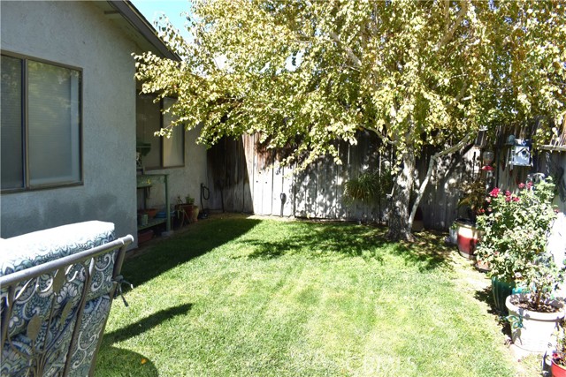 Detail Gallery Image 12 of 12 For 21158 Sitting Bull Rd, Apple Valley,  CA 92308 - – Beds | – Baths