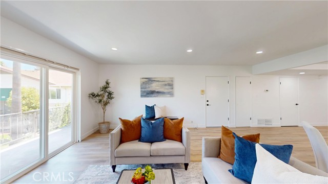 1354 Shadow Lane, Fullerton CA: https://media.crmls.org/medias/e4ade6d9-09d6-4e77-9178-832154a23eb9.jpg