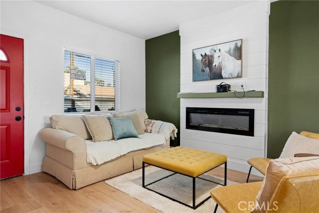 Detail Gallery Image 5 of 13 For 821 Spruce, San Bernardino,  CA 92410 - 2 Beds | 1 Baths