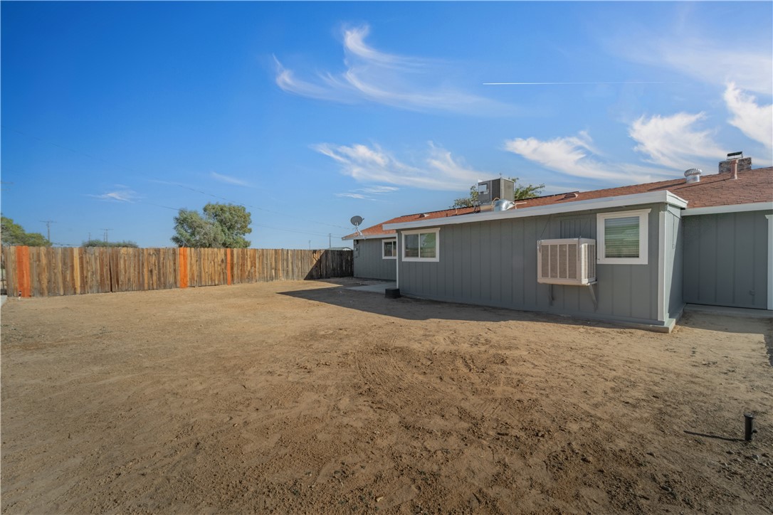 Detail Gallery Image 36 of 40 For 10717 Aspen Ave, California City,  CA 93505 - 3 Beds | 2 Baths