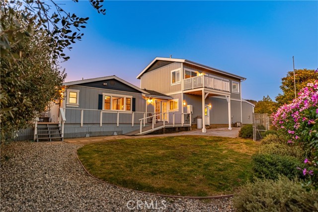 2102 Buena Vista Drive, Camarillo CA: https://media.crmls.org/medias/e4af1f1e-4fa8-42e5-9457-8a6a47a3aa60.jpg