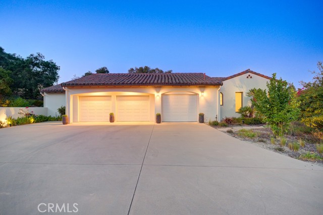 2545 Nightshade Place, Arroyo Grande CA: https://media.crmls.org/medias/e4af95b3-e4e3-4ed2-8e3e-07378a99864e.jpg