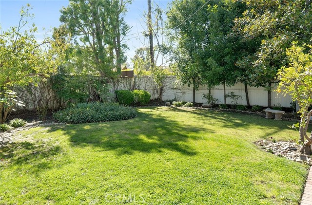 Detail Gallery Image 44 of 56 For 5425 Oakdale Ave, Woodland Hills,  CA 91364 - 4 Beds | 3/1 Baths