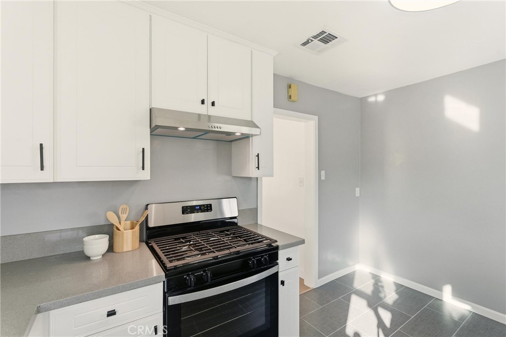 MLS #WS25276931 image #23