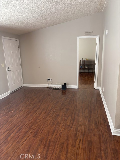 Detail Gallery Image 5 of 10 For 1414 W Central Ave #88,  Brea,  CA 92821 - 3 Beds | 2 Baths