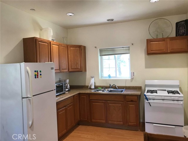 5049 CA-78, Santa Ysabel CA: https://media.crmls.org/medias/e4b19a85-65ae-4890-adf1-f7182fc2cc5a.jpg
