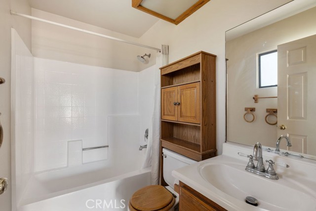 Detail Gallery Image 43 of 49 For 304 S Minnesota, Glendora,  CA 91741 - 5 Beds | 3/2 Baths