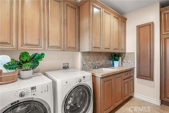 Detail Gallery Image 43 of 60 For 24862 Wooded Vista, West Hills,  CA 91307 - 5 Beds | 5 Baths