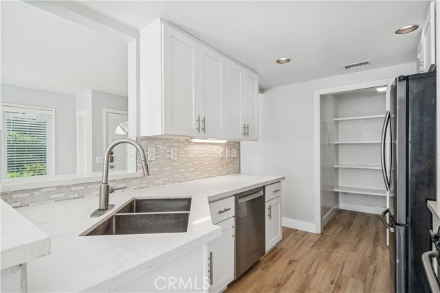 Detail Gallery Image 16 of 47 For 27446 Jasmine Ave, Mission Viejo,  CA 92692 - 3 Beds | 2/1 Baths