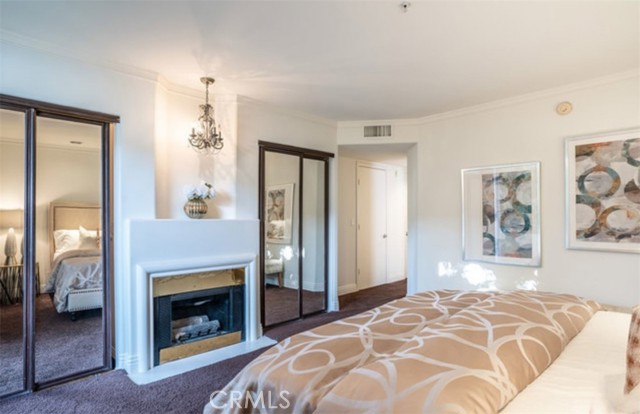 1819 Holmby Avenue, Los Angeles CA: https://media.crmls.org/medias/e4b4247a-6abe-49d8-948a-08dc5d7b2e91.jpg