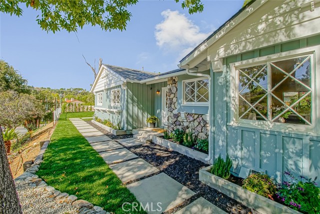 Front Image Thumbnail for CRBB25248501