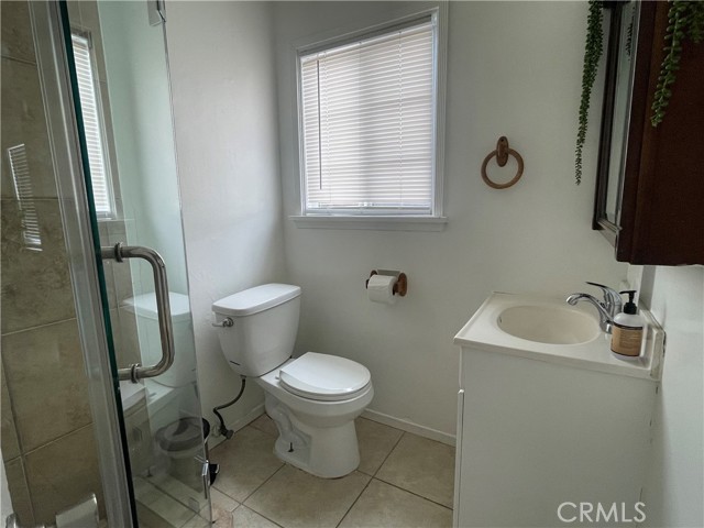Image 11 of 47 For 9719 Belmont Street