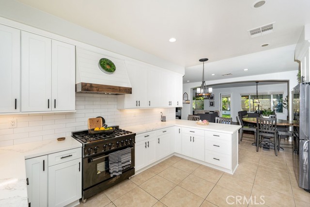 Detail Gallery Image 15 of 40 For 31675 Mccartney Dr, Winchester,  CA 92596 - 4 Beds | 3/1 Baths