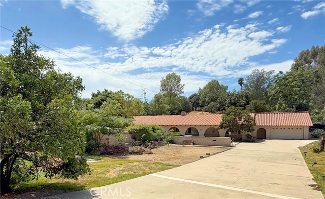 1929 Coban Road, La Habra Heights CA: https://media.crmls.org/medias/e4b83d9d-8851-4790-88a5-cb66b091b715.jpg