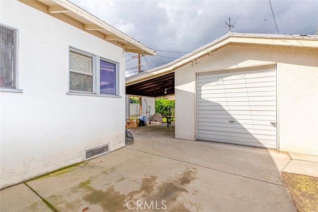 561 Palm Drive photo 7