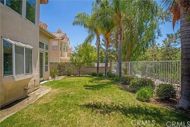 Detail Gallery Image 19 of 32 For 823 S Parkglen Pl, Anaheim Hills,  CA 92808 - 4 Beds | 3/1 Baths