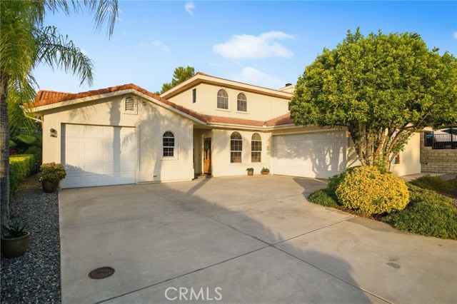 Detail Gallery Image 2 of 55 For 22410 Canyon Lake Dr, Canyon Lake,  CA 92587 - 3 Beds | 2/1 Baths