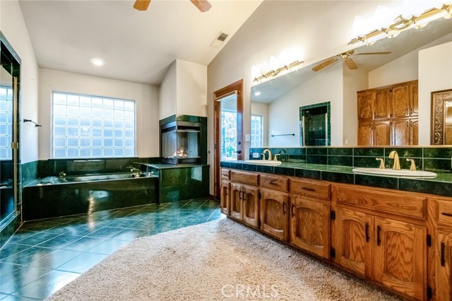 Detail Gallery Image 25 of 41 For 5417 W Buena Vista, Visalia,  CA 93291 - 4 Beds | 2 Baths