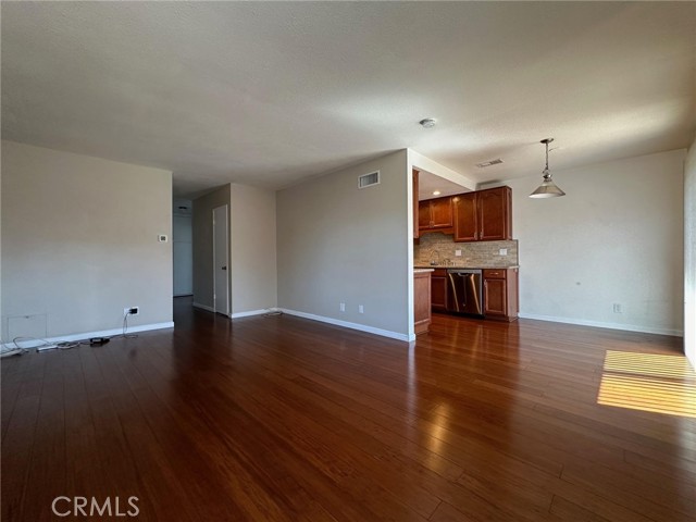 Detail Gallery Image 3 of 17 For 1433 Forest Glen Dr #153,  Hacienda Heights,  CA 91745 - 3 Beds | 2 Baths